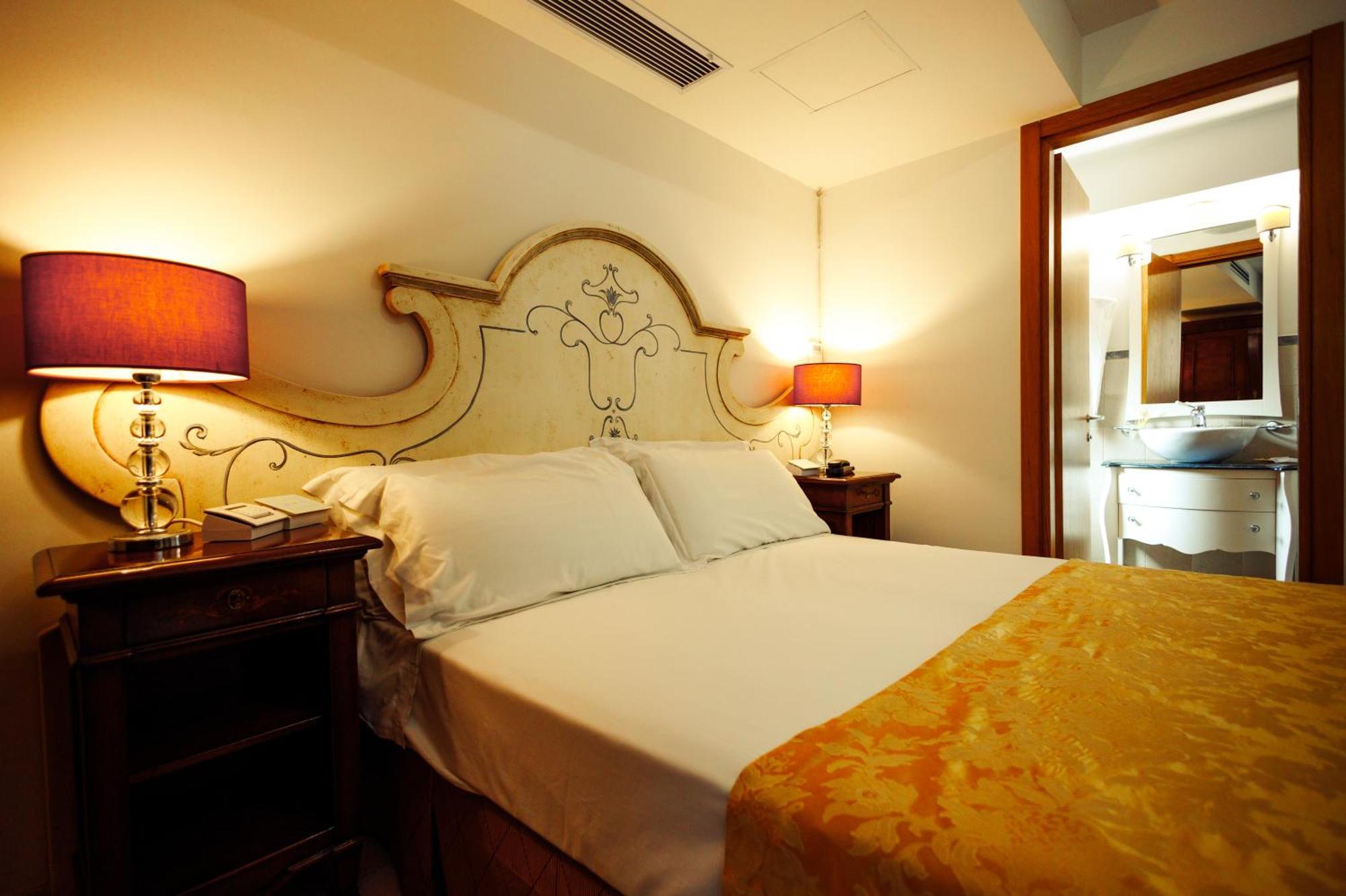 Vico Regio Hotel 카사라노 외부 사진
